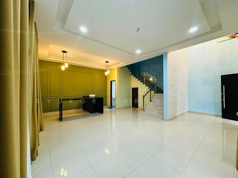 Semi-Detached House for Sale in Taman Melawati (Ulu Kelang) - Syukor Hartanah - Living Room - PropertyGuru.com.my