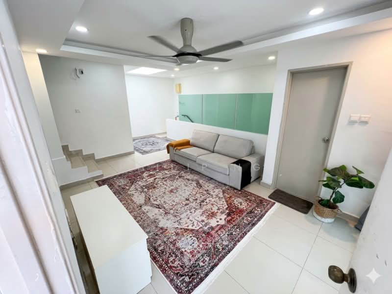 Rumah Bandar untuk Disewa di Kajang (Selangor) - Philip Ng - Living Room - PropertyGuru.com.my