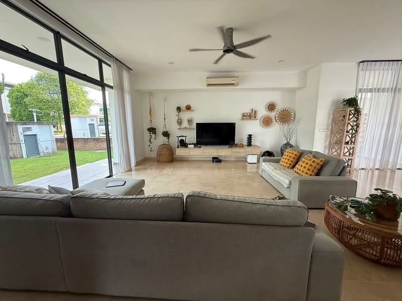 Bungalow House for Rent in East Ledang (Iskandar Puteri (Nusajaya)) - Lihyi Liew - Living Room - PropertyGuru.com.my