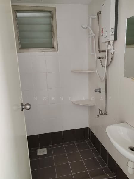 Apartment for Rent at Centrio Avenue - Vincent Koay - Bathroom - PropertyGuru.com.my