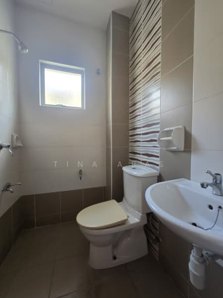 Rumah Teres 2.5-Tingkat untuk Dijual di Denai Alam (Shah Alam) - Tina Abas - Bathroom - PropertyGuru.com.my