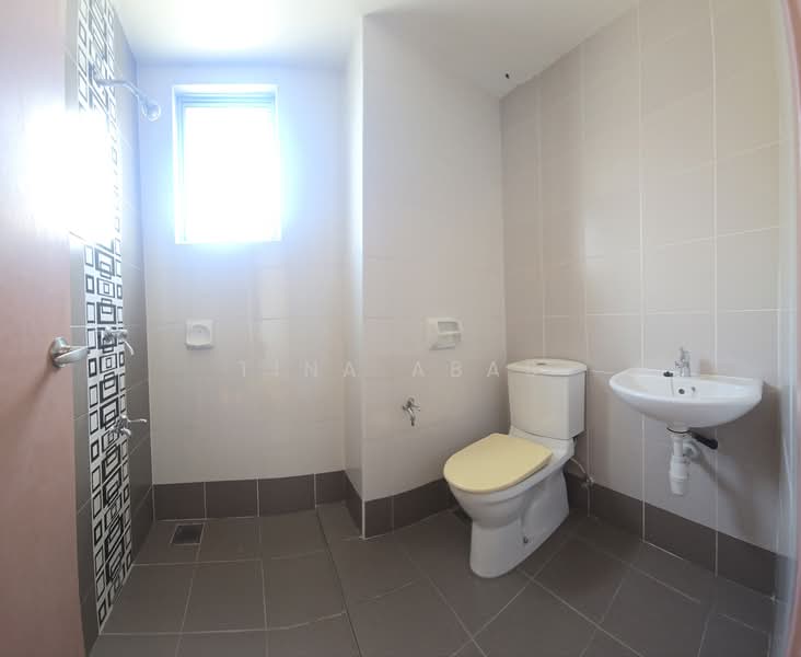 Rumah Teres 2.5-Tingkat untuk Dijual di Denai Alam (Shah Alam) - Tina Abas - Bathroom - PropertyGuru.com.my