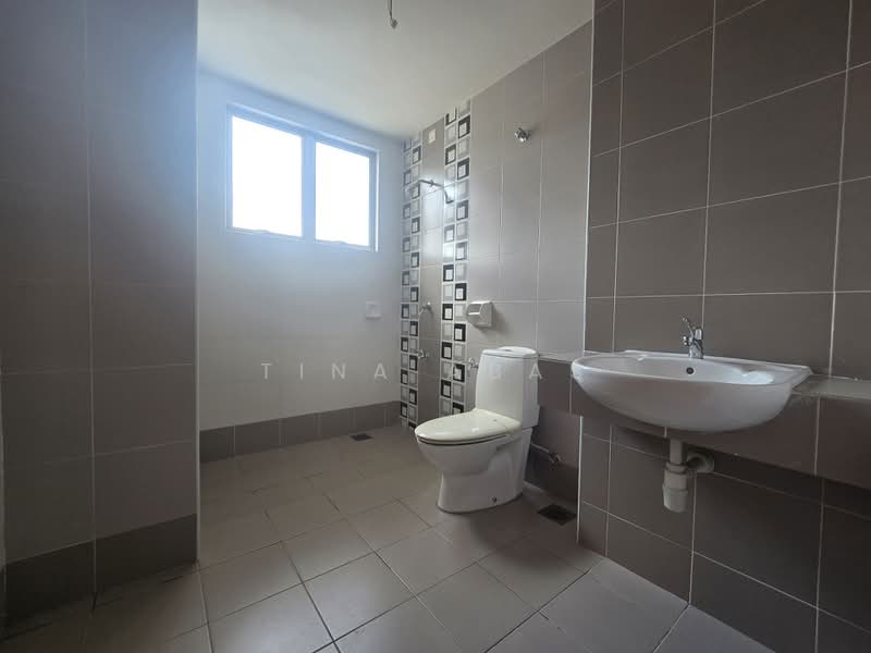 Rumah Teres 2.5-Tingkat untuk Dijual di Denai Alam (Shah Alam) - Tina Abas - Bathroom - PropertyGuru.com.my