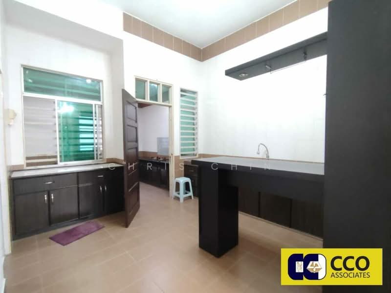 2-storey Terraced House for Sale in Taman Silibin Ria (Ipoh) - Chris Chin - Kitchen - PropertyGuru.com.my