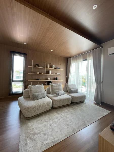 3-storey Terraced House for Sale in Cyberjaya (Selangor) - Tank Tan - Living Room - PropertyGuru.com.my