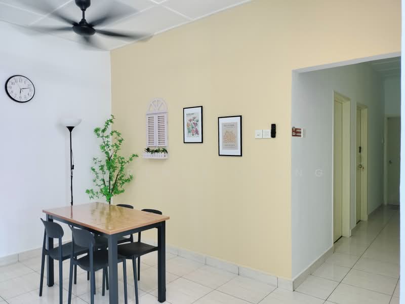 Kondominium untuk Disewa di Green Avenue Condominium - Clarence Chong - Dining Room - PropertyGuru.com.my