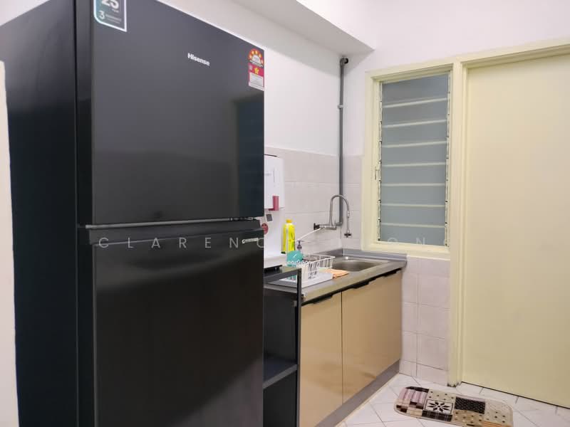 Kondominium untuk Disewa di Green Avenue Condominium - Clarence Chong - Kitchen - PropertyGuru.com.my