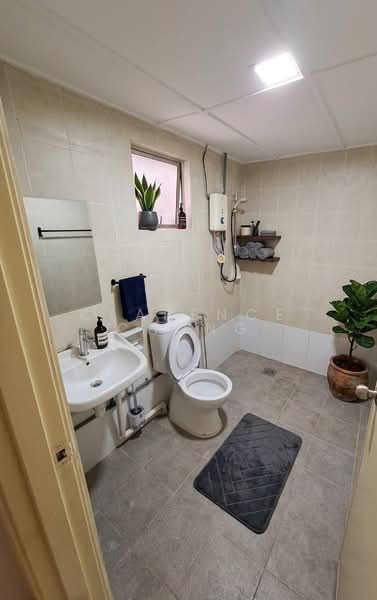 Kondominium untuk Disewa di Green Avenue Condominium - Clarence Chong - Bathroom - PropertyGuru.com.my