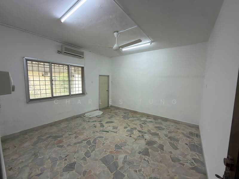 Bungalow House untuk Disewa di Pekan Dengkil (Dengkil) - Charles Tung - Interior - PropertyGuru.com.my