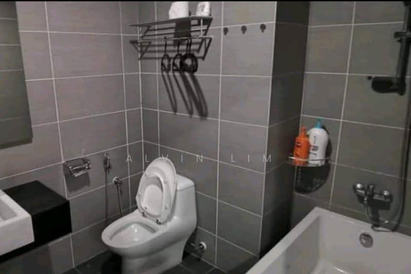 Condominium for Rent at KSL D'Esplanade Residence - Alvin Lim - Bathroom - PropertyGuru.com.my
