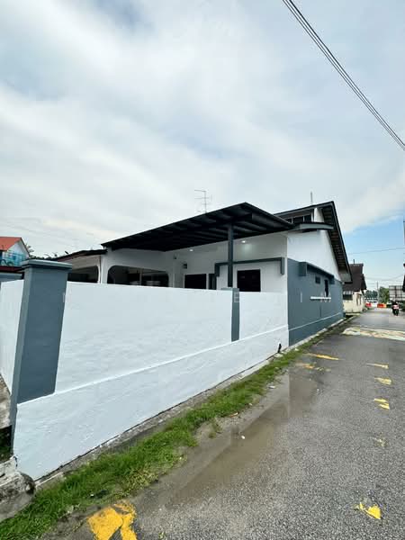 1-storey Terraced House for Sale in Taman Perling (Perling) - Michelle Lim - PropertyGuru.com.my