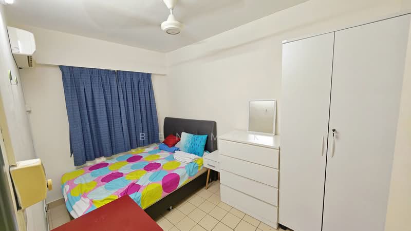 Kondominium untuk Dijual di Perdana Exclusive - Ben Mok - Bedroom - PropertyGuru.com.my