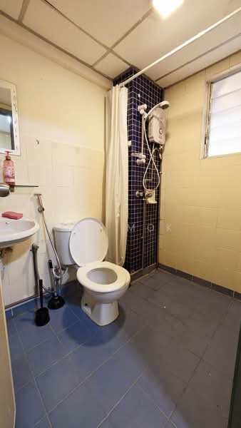 Kondominium untuk Dijual di Perdana Exclusive - Ben Mok - Bathroom - PropertyGuru.com.my