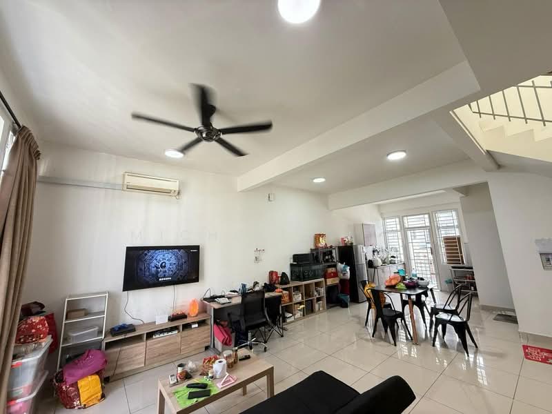 Rumah Teres untuk Dijual di Masai (Johor) - Michelle Lim - Living Room - PropertyGuru.com.my