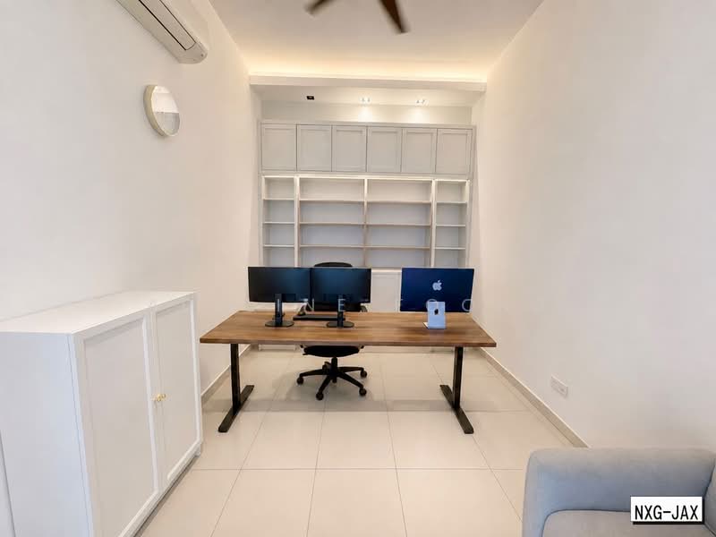 Rumah Berkembar untuk Dijual di Setia Alam (Selangor) - Adeline Foong - Study - PropertyGuru.com.my