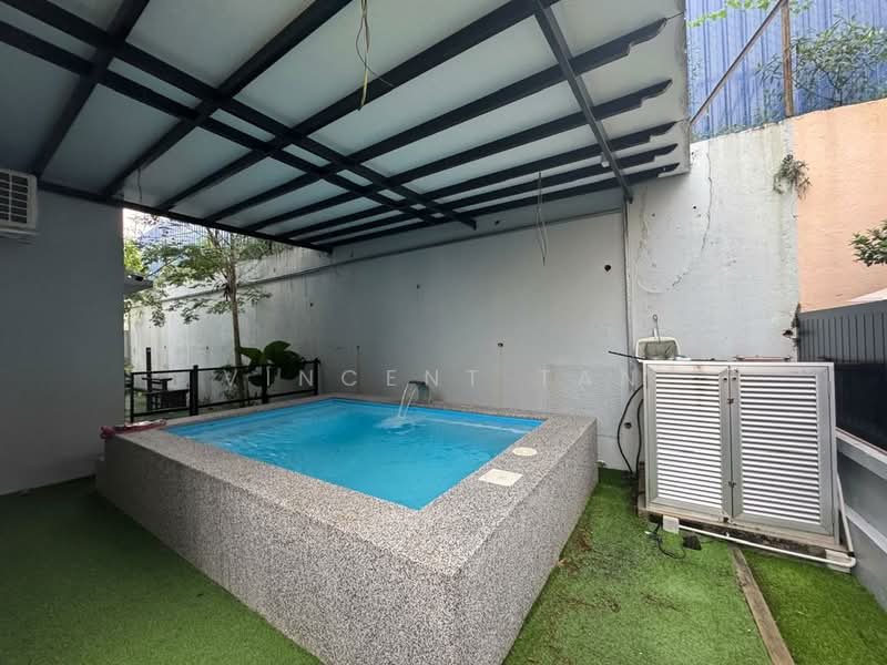 Bungalow House for Rent in Subang Bestari (Shah Alam) - Vincent Tan - Pool - PropertyGuru.com.my
