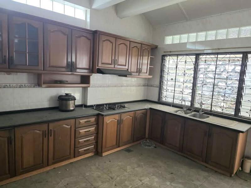 Semi-Detached House for Sale in Taman Desa (Kuala Lumpur) - Dlynie Ooi - Kitchen - PropertyGuru.com.my