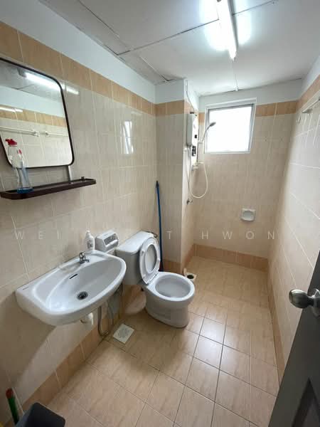 Condominium for Rent at Suriamas - Wei Chiat Hwong - Bathroom - PropertyGuru.com.my
