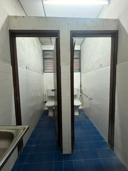 Factory for Rent in Tebrau (Johor) - Teik Shen - Bathroom - PropertyGuru.com.my