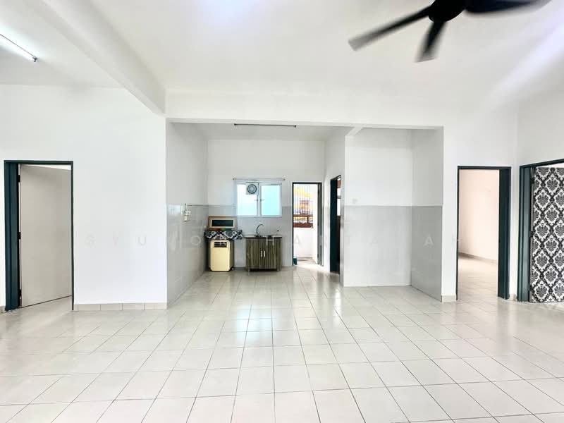 Rumah Bandar untuk Dijual di Sungai Buloh (Selangor) - Syukor Hartanah - Kitchen - PropertyGuru.com.my