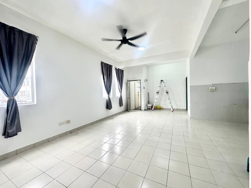 Rumah Bandar untuk Dijual di Sungai Buloh (Selangor) - Syukor Hartanah - Interior - PropertyGuru.com.my