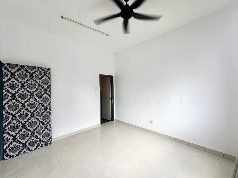 Rumah Bandar untuk Dijual di Sungai Buloh (Selangor) - Syukor Hartanah - Interior - PropertyGuru.com.my