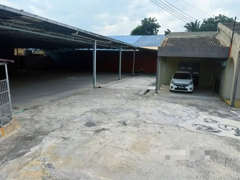 Gudang untuk Disewa di Bukit Kemuning (Shah Alam) - Elyn Soo - Exterior - PropertyGuru.com.my