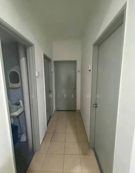 Kondominium untuk Disewa di Angkasa Condominiums - Daniel Wu - Corridor - PropertyGuru.com.my