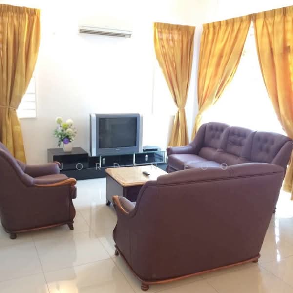 Rumah Berkembar untuk Dijual di Pantai Jerejak (Bayan Lepas) - Jordan Foo - Living Room - PropertyGuru.com.my