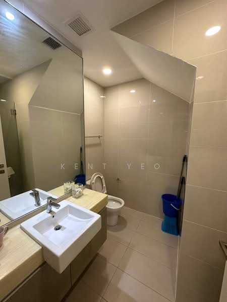 Kediaman Servis untuk Dijual di M City - Kent Yeo - Bathroom - PropertyGuru.com.my