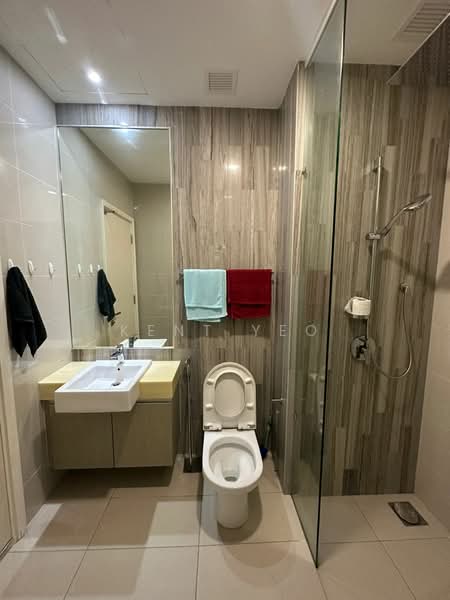 Kediaman Servis untuk Dijual di M City - Kent Yeo - Bathroom - PropertyGuru.com.my