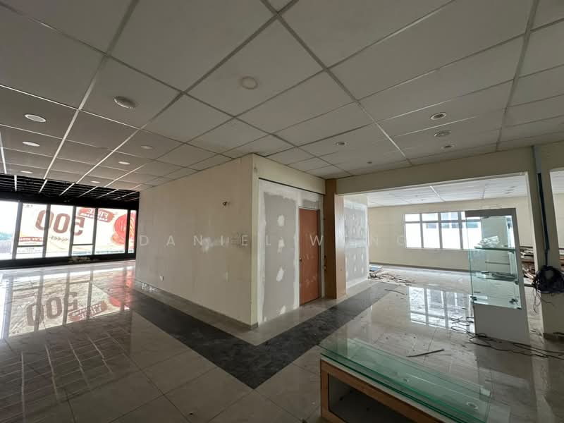 Shop / Office untuk Disewa di Taman Ungku Tun Aminah (Skudai) - Daniel Wong - Interior - PropertyGuru.com.my