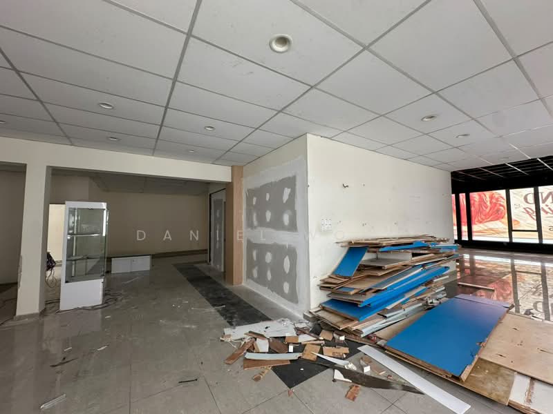 Shop / Office untuk Disewa di Taman Ungku Tun Aminah (Skudai) - Daniel Wong - Interior - PropertyGuru.com.my