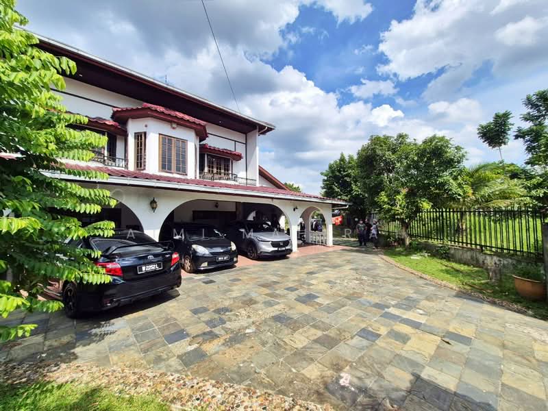 Bungalow House untuk Dijual di Seksyen 6 (Petaling Jaya) - Aimi Mahirah - Exterior - PropertyGuru.com.my