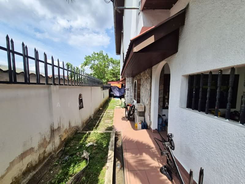 Bungalow House untuk Dijual di Seksyen 6 (Petaling Jaya) - Aimi Mahirah - Exterior - PropertyGuru.com.my
