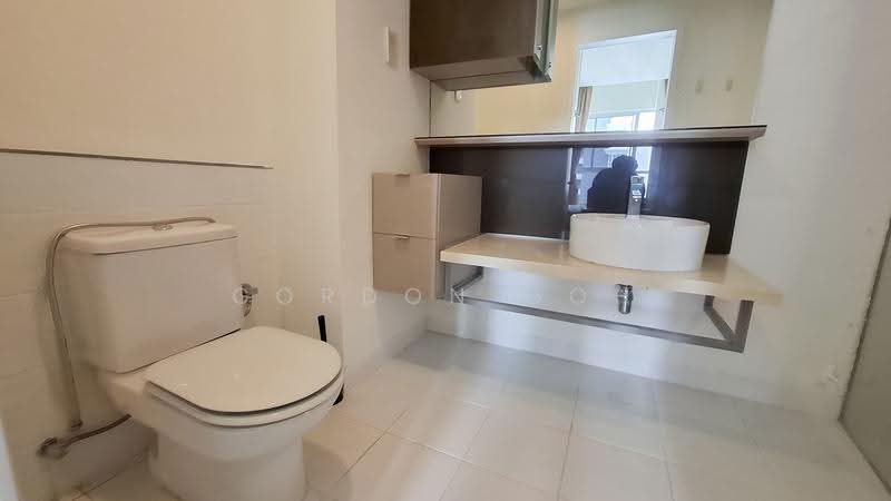 Kediaman Servis untuk Disewa di Verve Suites - Gordon Goh - Bathroom - PropertyGuru.com.my