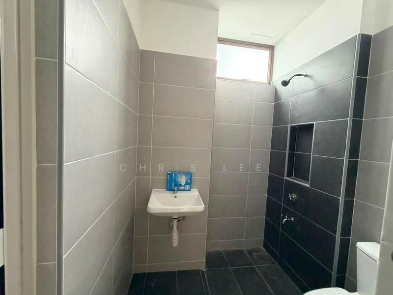 Terraced House for Sale in Skudai (Johor) - Chris Lee - Bathroom - PropertyGuru.com.my