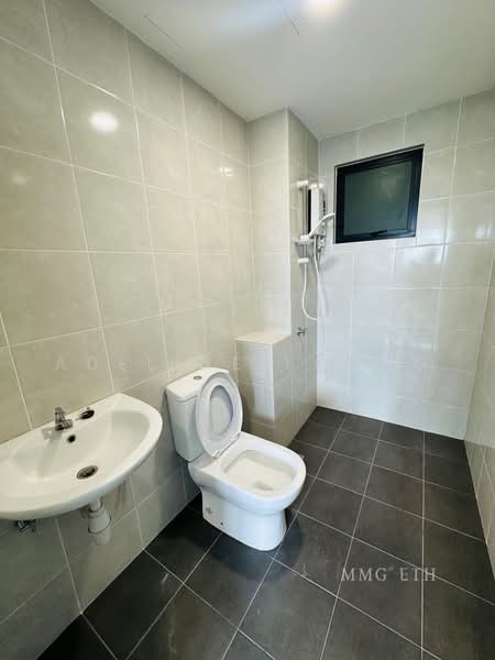Kediaman Servis untuk Dijual di Huni @ Eco Ardence - Adeline Foong - Bathroom - PropertyGuru.com.my