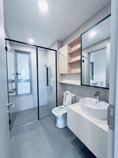 Kediaman Servis untuk Dijual di The Meg Serviced Residence - Vivian Cheong - Bathroom - PropertyGuru.com.my
