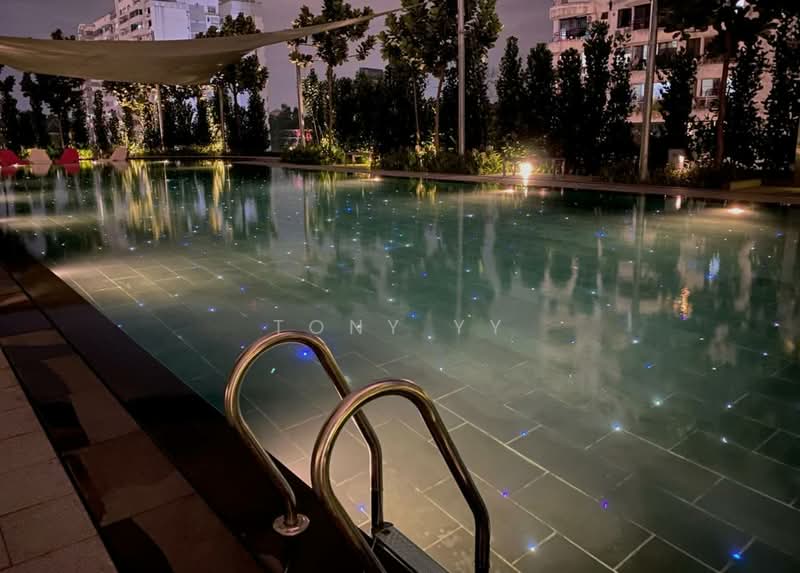Kediaman Servis untuk Dijual di Opus KL - Tony YY - Pool - PropertyGuru.com.my