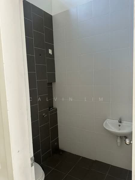 2-storey Terraced House for Rent in Setia Permai (Setia Alam) - Calvin Lim - Bathroom - PropertyGuru.com.my