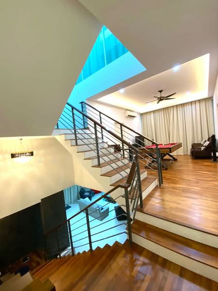 Bungalow House untuk Disewa di Cyberjaya (Selangor) - Amy Oktavia - Living Room - PropertyGuru.com.my