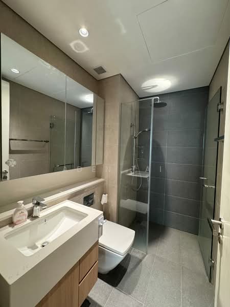 Kediaman Servis untuk Disewa di TRX Residences - Aden Tai - Bathroom - PropertyGuru.com.my