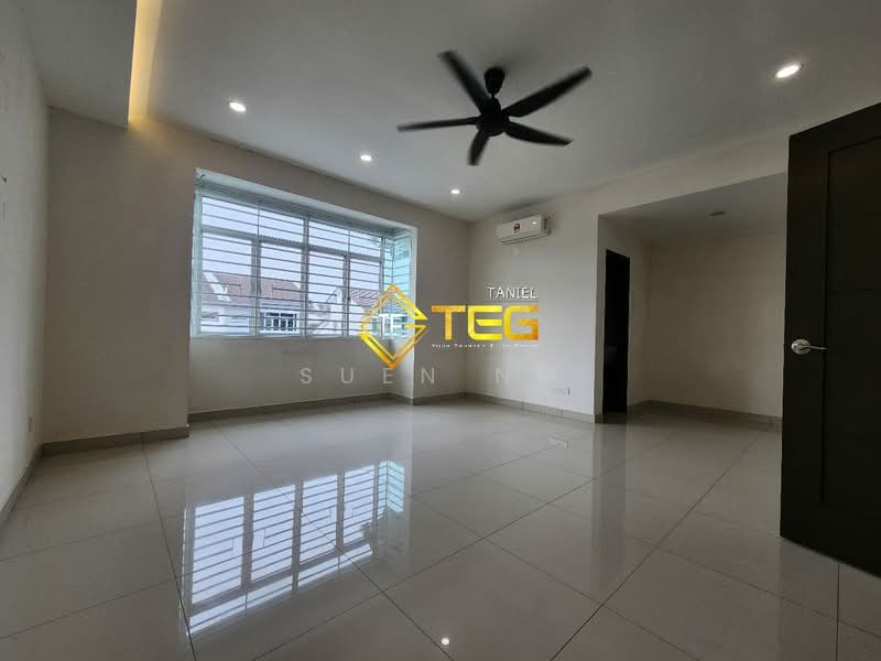Terraced House for Sale in Bandar Puteri Klang (Klang) - Suen Ng - Living Room - PropertyGuru.com.my