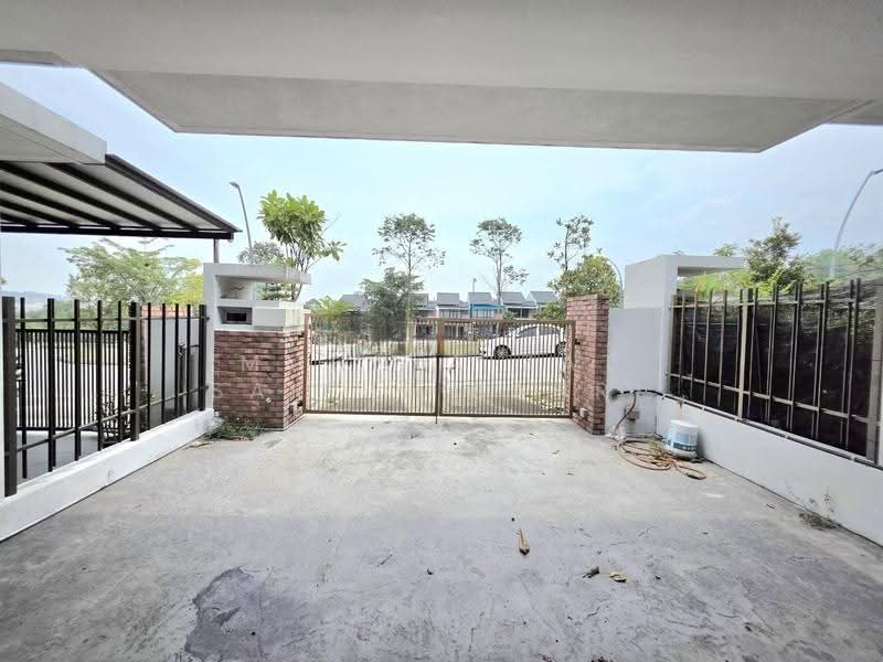 Rumah Teres untuk Dijual di Elmina (Shah Alam) - Mohd Aizat Saiful Bahri - Exterior - PropertyGuru.com.my