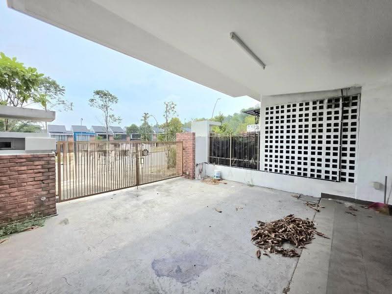 Rumah Teres untuk Dijual di Elmina (Shah Alam) - Mohd Aizat Saiful Bahri - Exterior - PropertyGuru.com.my