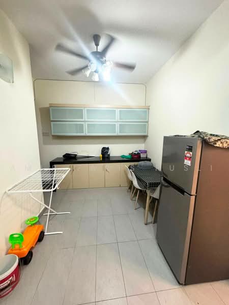 2-storey Terraced House for Sale in Taman Setia Indah (Tebrau) - Amir Faris Rusli - Kitchen - PropertyGuru.com.my