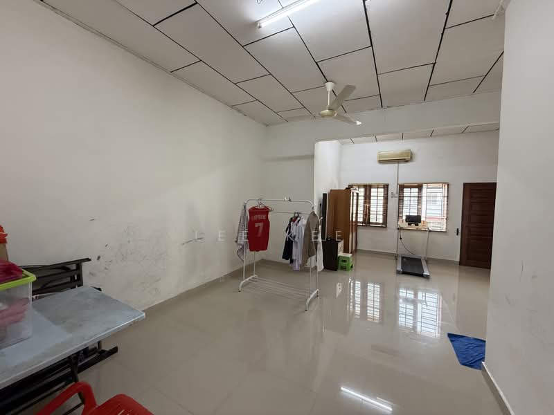 Rumah Teres 2-Tingkat untuk Dijual di Taman Bukit Perdana (Batu Pahat) - Lee Kee - Interior - PropertyGuru.com.my