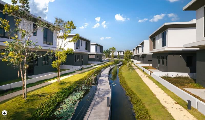 Bungalow House for Sale in Bandar Gamuda Cove (Dengkil) - Tank Tan - Exterior - PropertyGuru.com.my