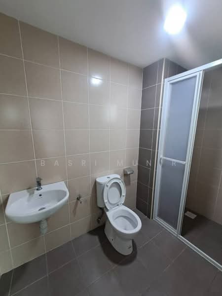 Service Residence for Sale at Serviced Residence @ Razak City Residences (RC Residences) - Basri Munir - Bathroom - PropertyGuru.com.my